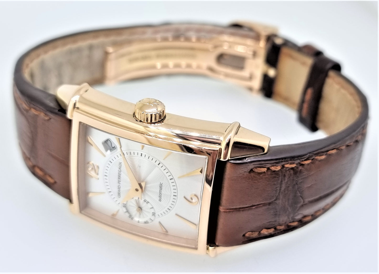 Girard Perregaux 'Vintage 1945' 18ct