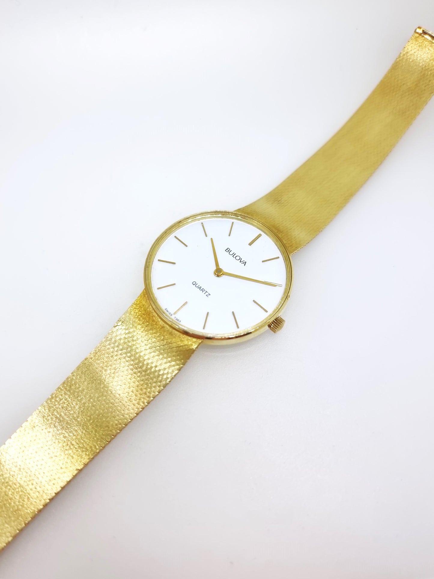 Bulova Vintage 14ct gold quartz