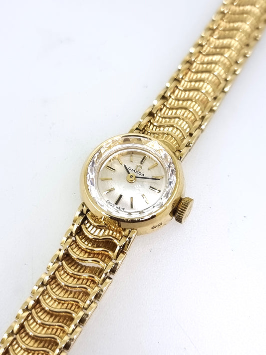 Omega Vintage 18ct gold