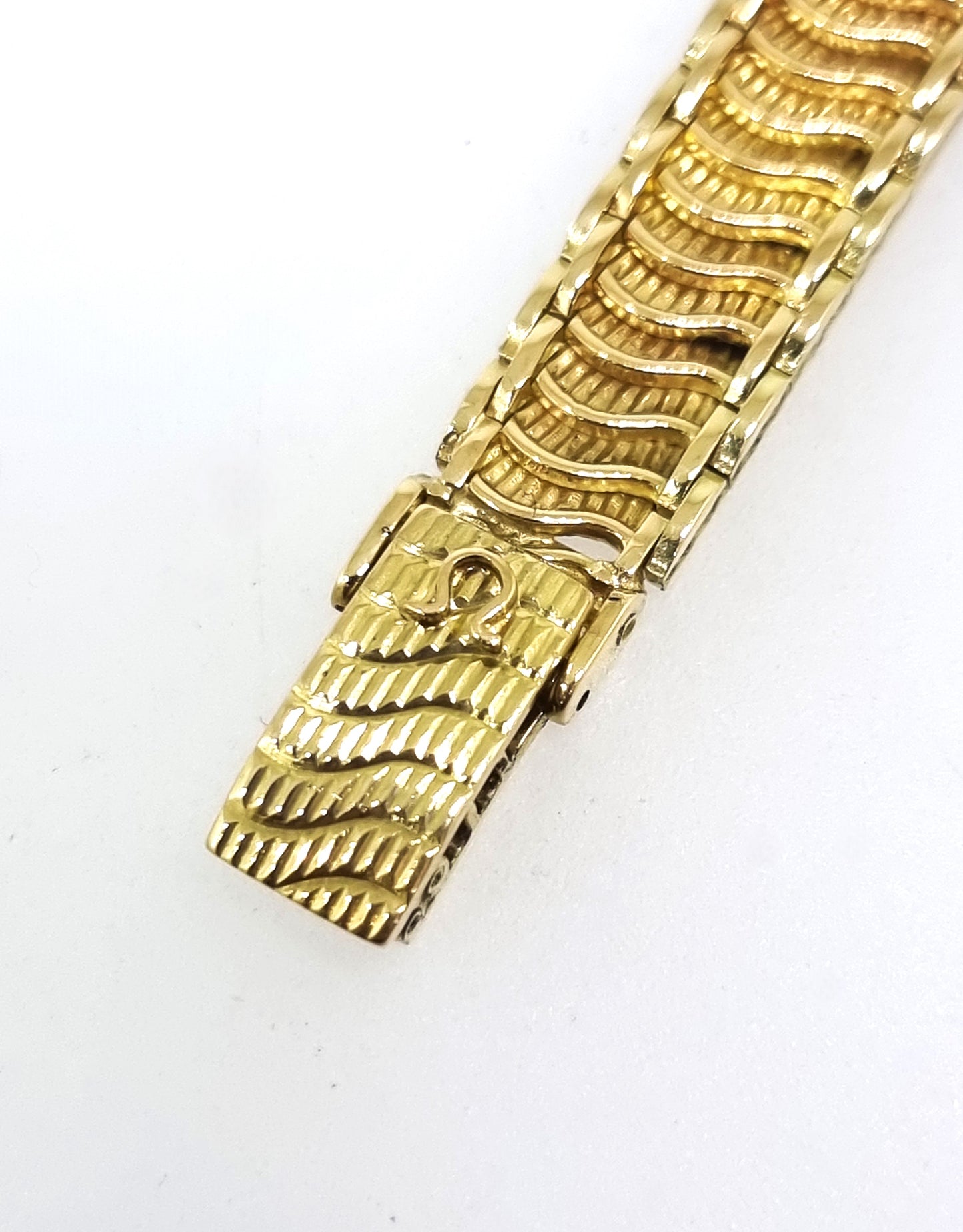 Omega Vintage 18ct gold